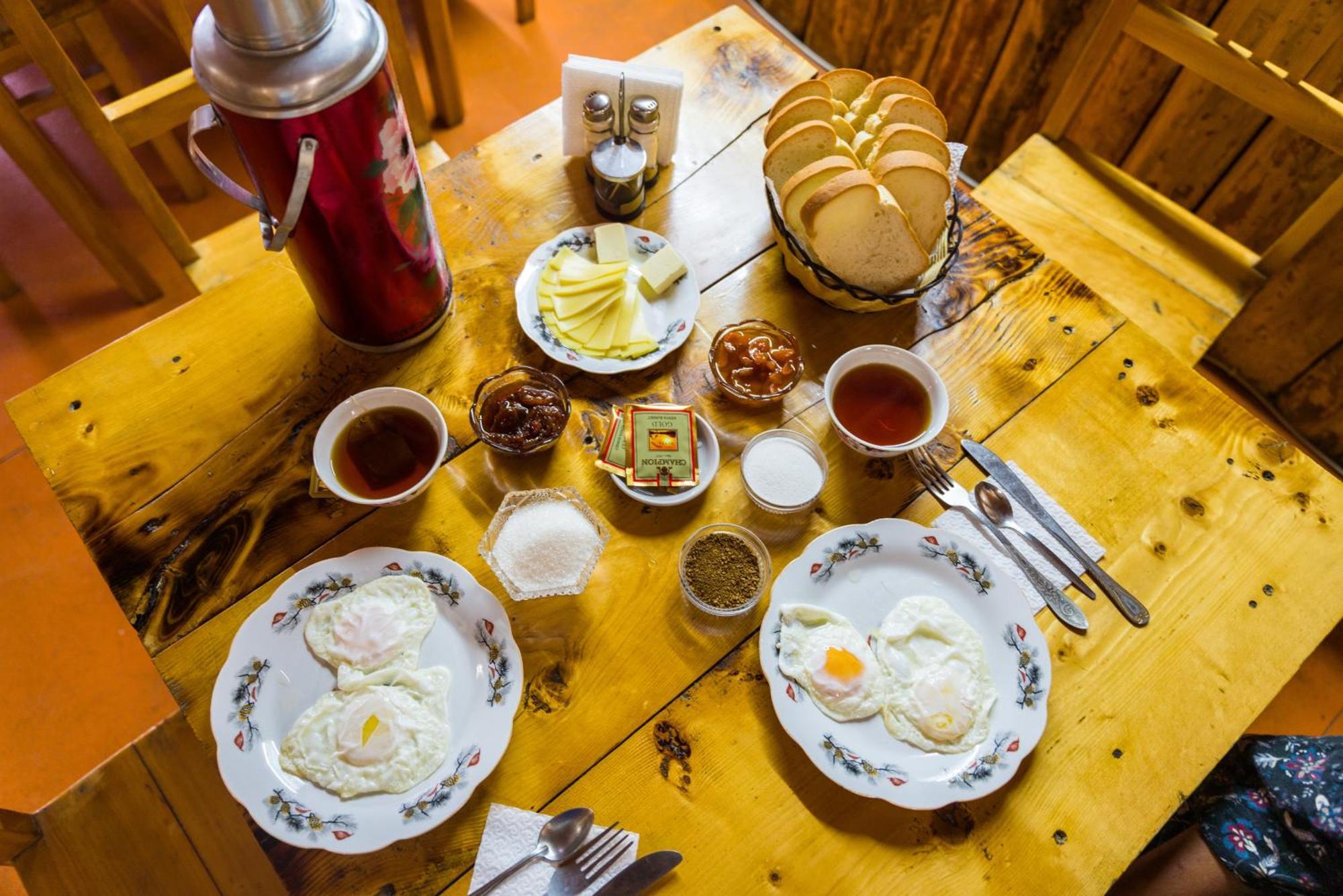Arista Yurt Camp Hotel Karakol Buitenkant foto