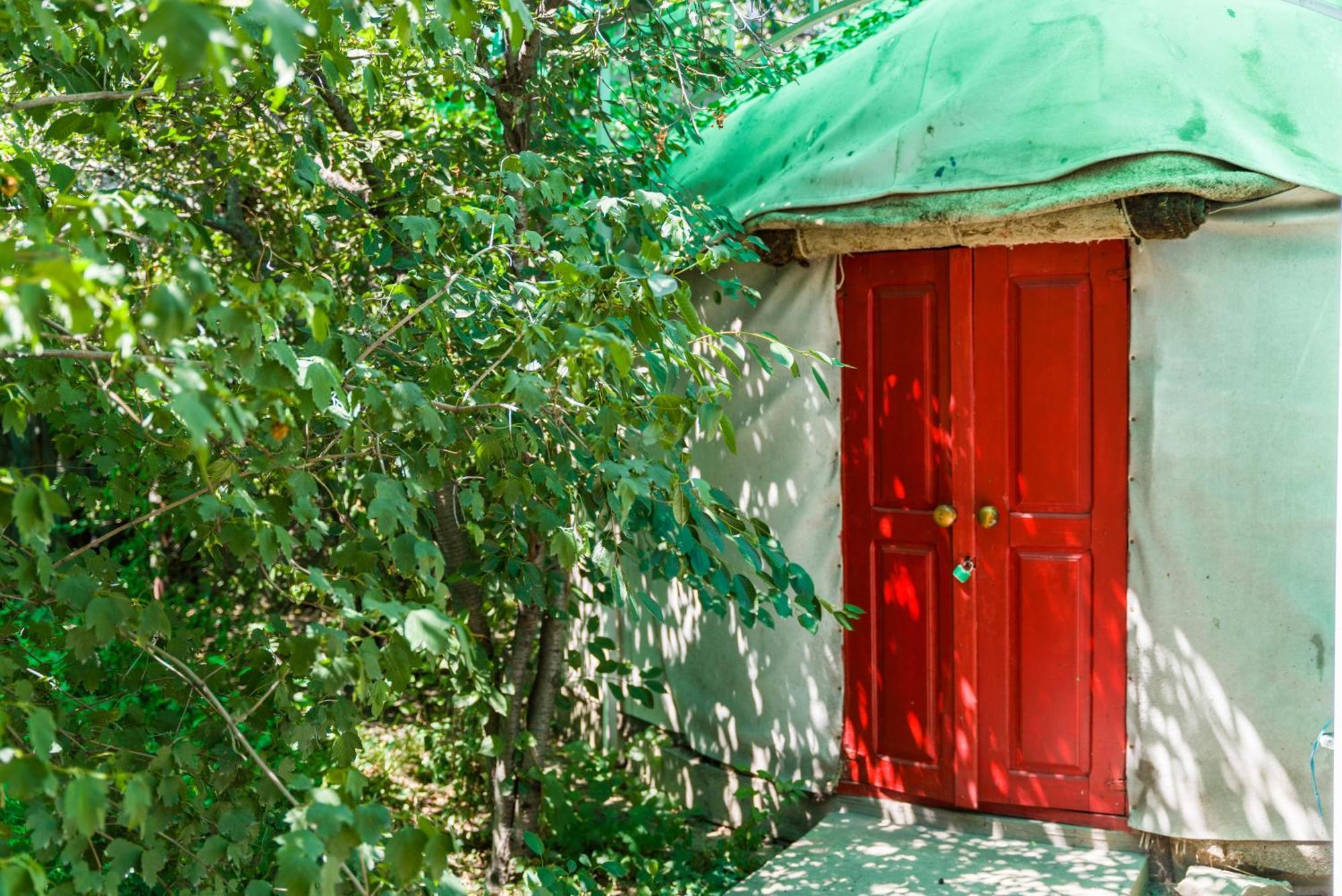 Arista Yurt Camp Hotel Karakol Buitenkant foto