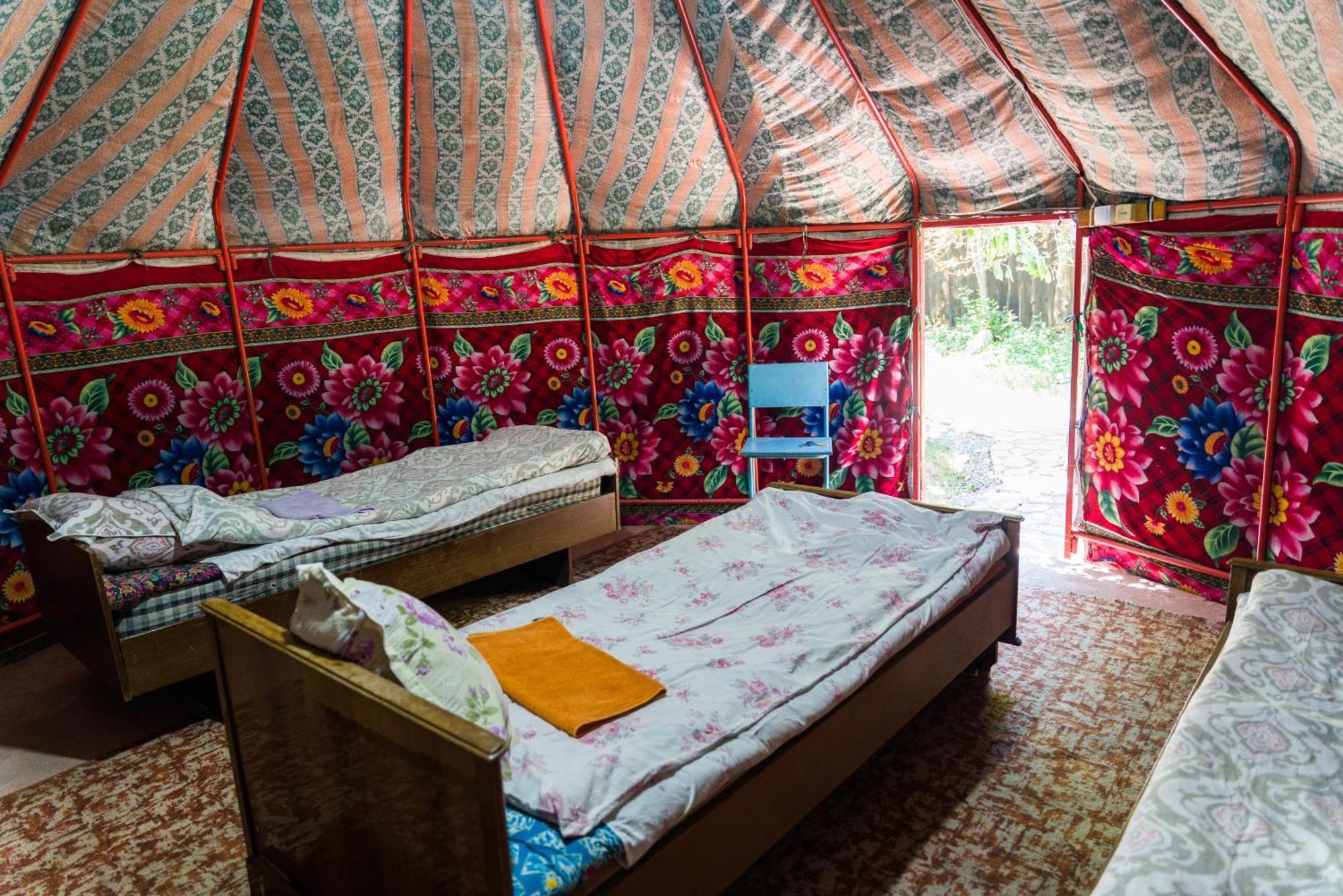 Arista Yurt Camp Hotel Karakol Buitenkant foto